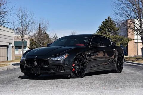 Maserati Ghibli Black.