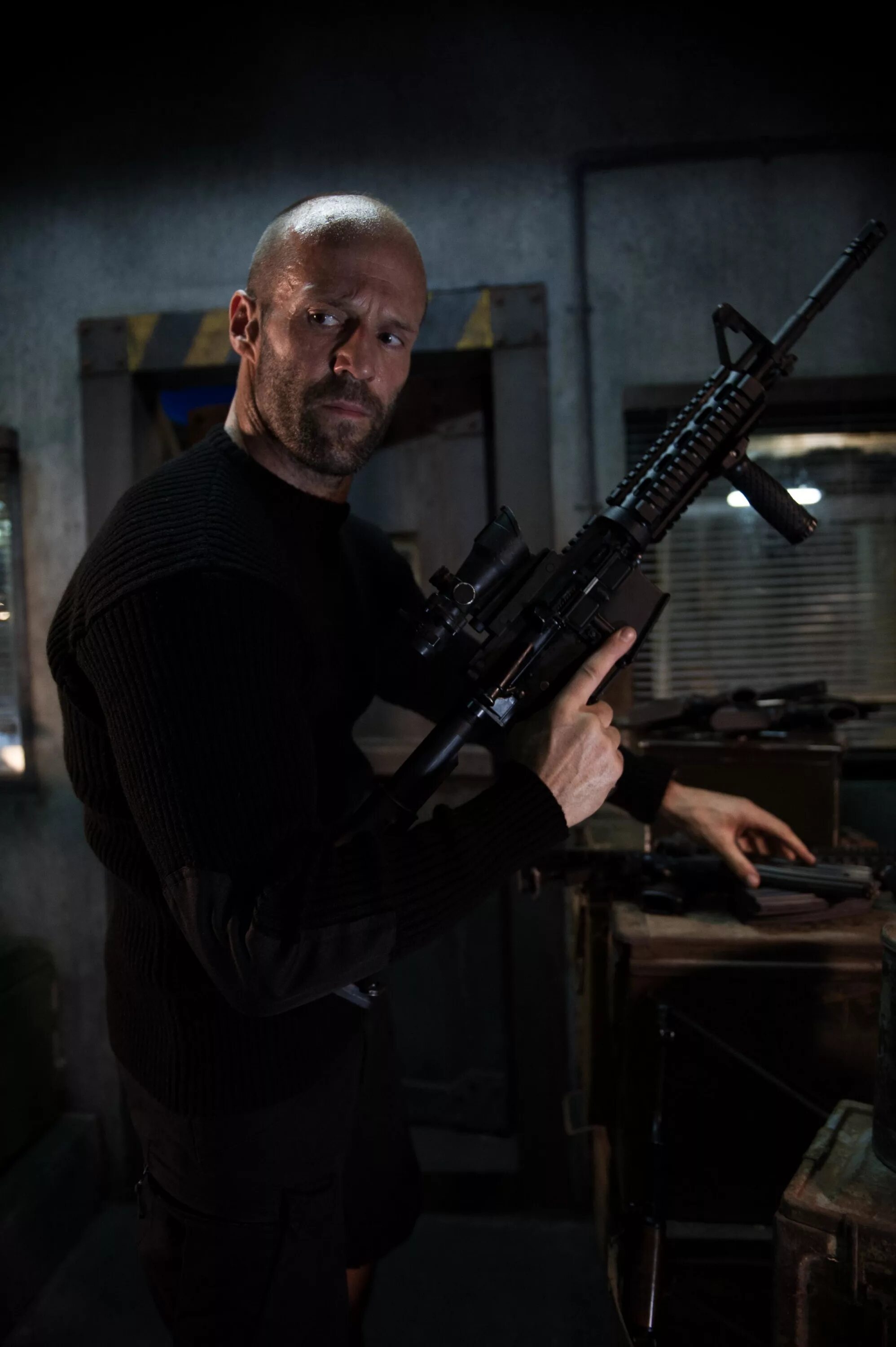 Jason statham неудержимые. Новые боевики есть. Дуэйн джонсон форсаж. Джейсон стэтхэм неудержимые. Новые боевики есть.