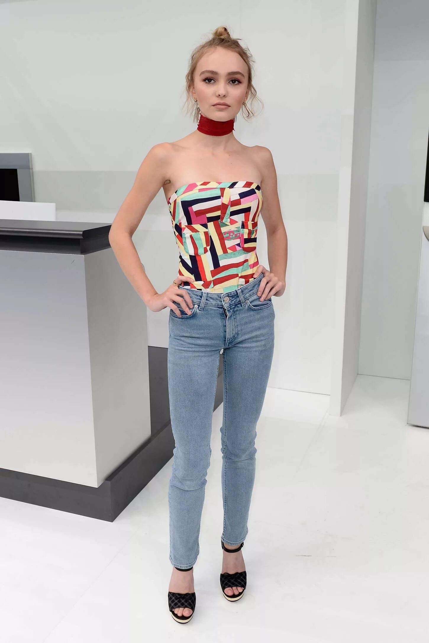 Lily rose depp and the weeknd. The weekend lily rose depp dollhouse. The idol hbo lily depp. Дочь джонни деппа 2022. Lily rose depp and the weeknd.