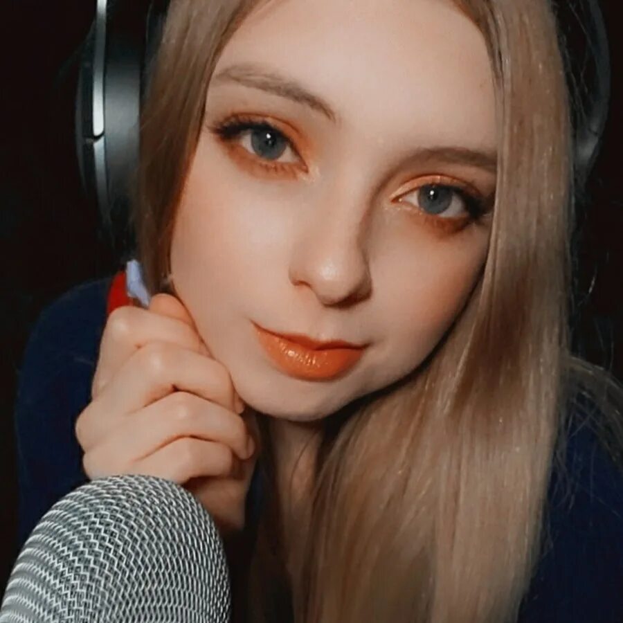 Русские асмр блоггеры. Топ 1 асмр ютуб. Топ 1 асмр ютуб. Топ 1 асмр ютуб. Элис peachy.