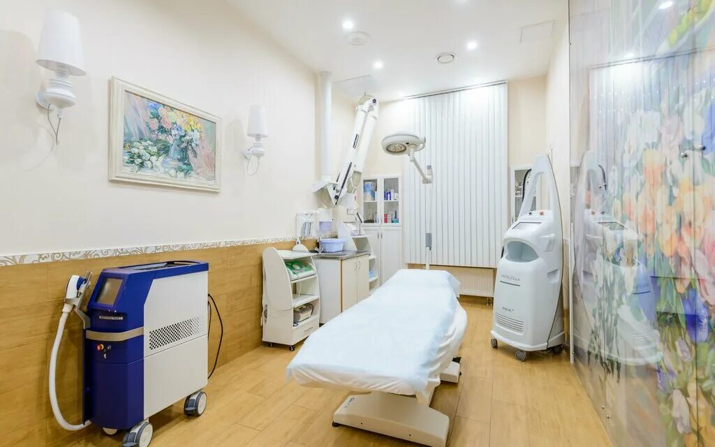 ментопластика коррекция овала лица. блефаропластика сан лазар. зураев герман цараевич пластический хирург. операция от лица хирурга. пластическая хирургия питер.