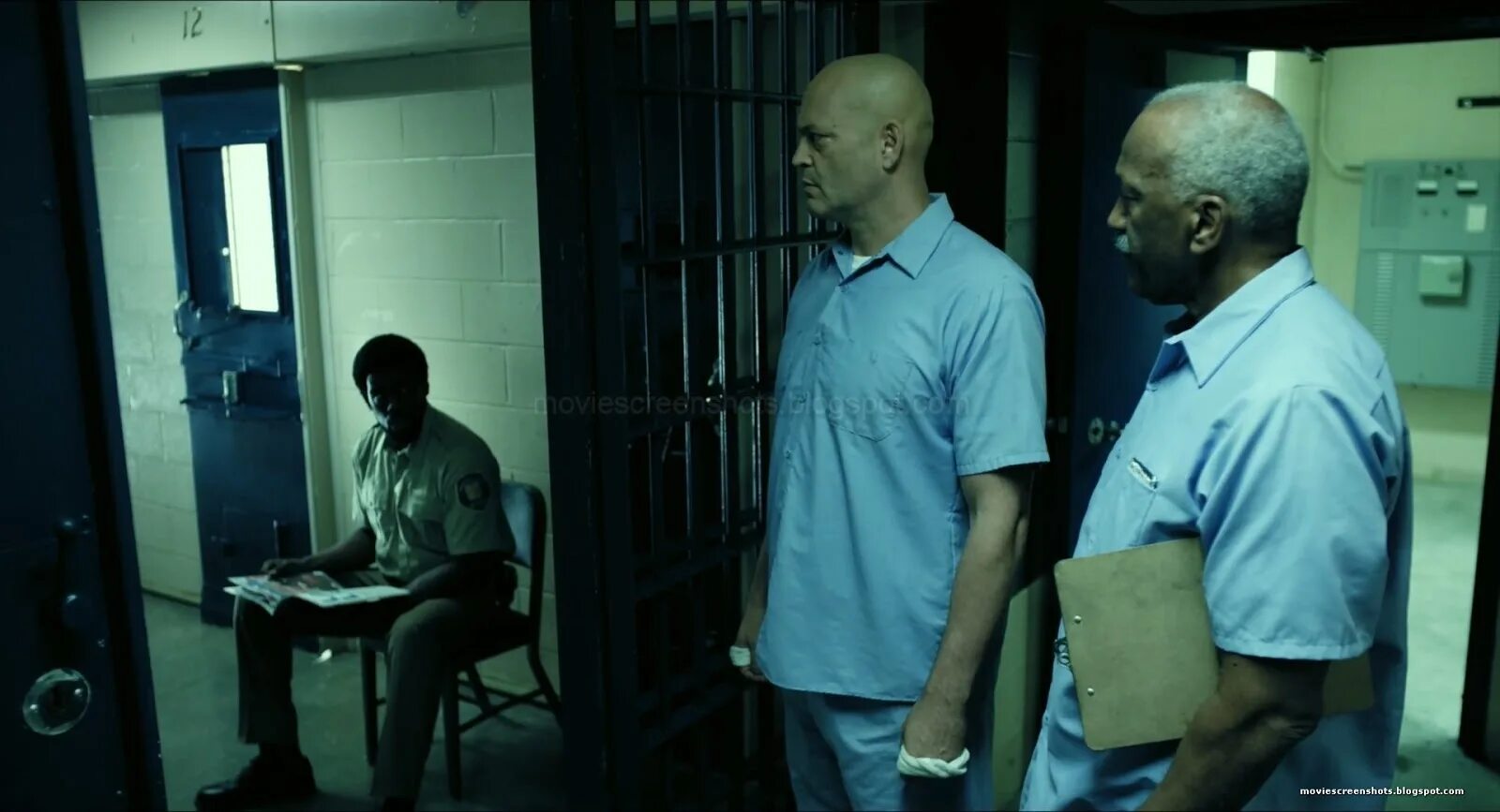 Боксер охранник. Драка в блоке 99 / Brawl in Cell Block 99. Винс вон драка в блоке 99.