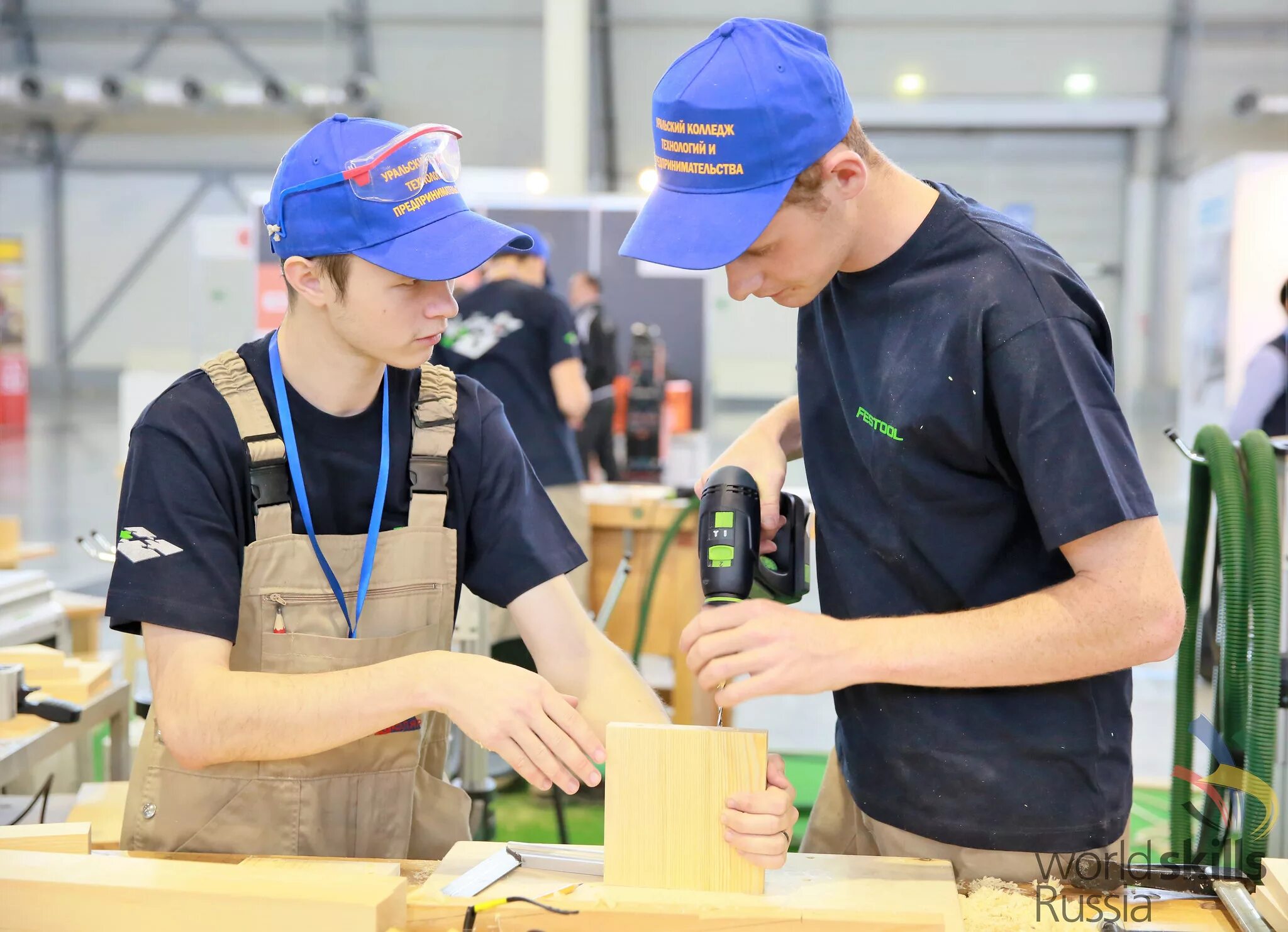 В какой стране зародилось движение worldskills. Студенты рабочих профессий. профессии ворлдскиллс. мастер класс по рабочим профессиям. движение worldskills.