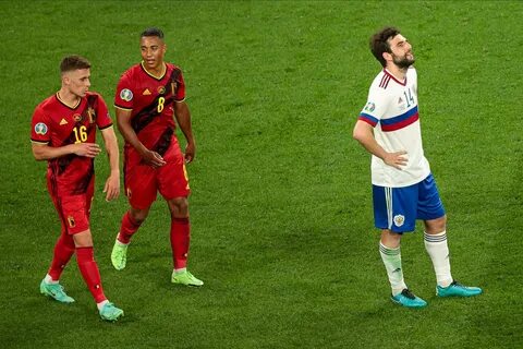 Чемпионат по футболу период