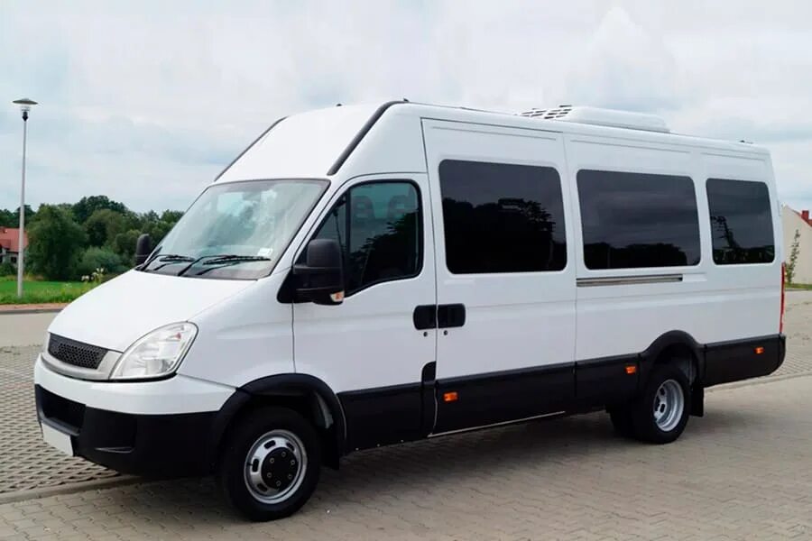 Ивеко Дейли пассажирский. Iveco Daily (мест: 20). Ивеко Дейли микроавтобус. Ивеко Дейли микроавтобус 2006.