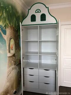 Шкаф в виде дома