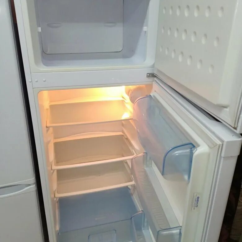 Холодильник beko dsk 25000. Beko 25000. Холодильник beko rdsk 240m00 s. Холодильник веко csk30000sn. Холодильник beko dsk 28000.