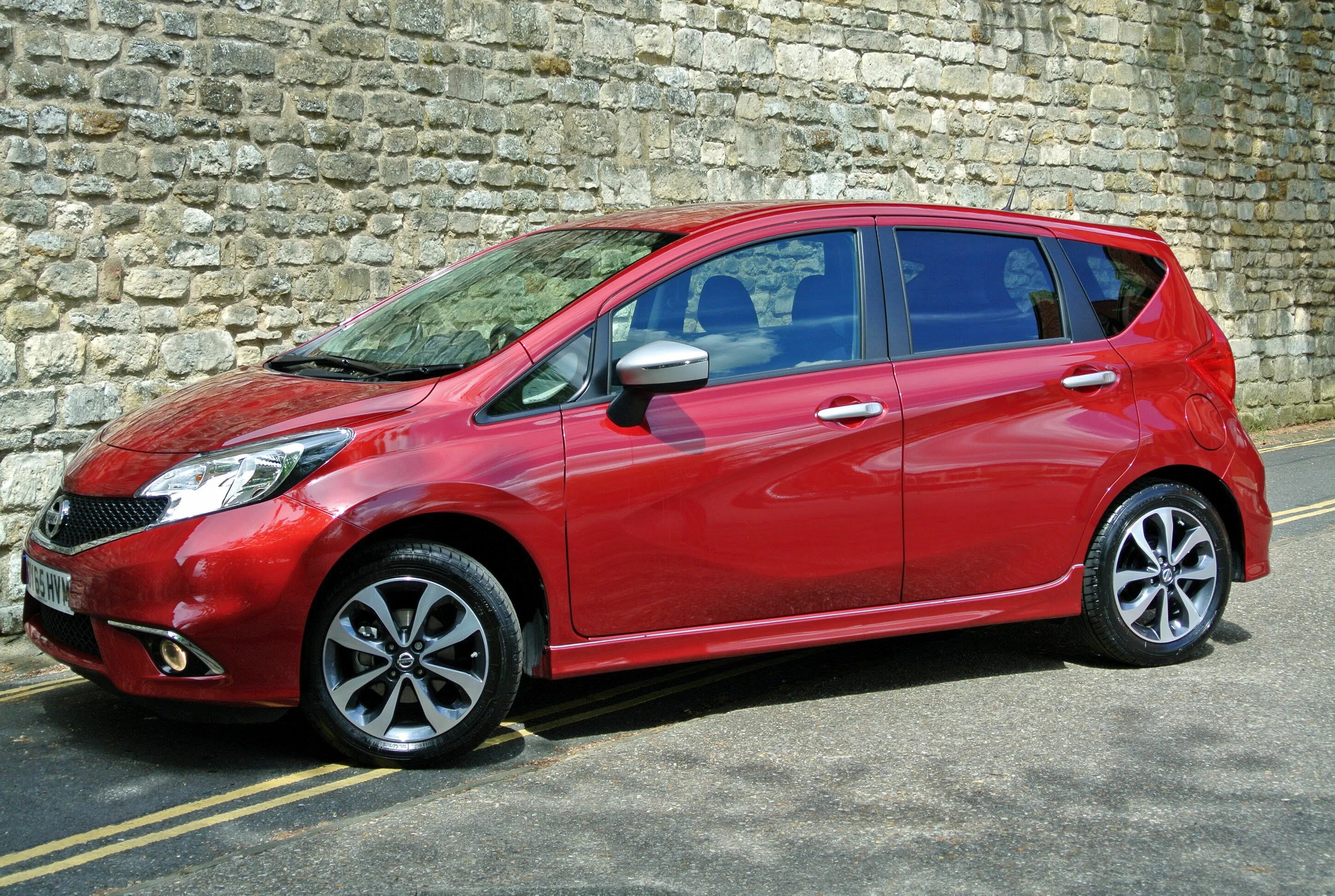 Nissan note 11. Ниссан ноут е12. Ниссан ноут е11 Ниссан ноут е11. Nissan Note 20.