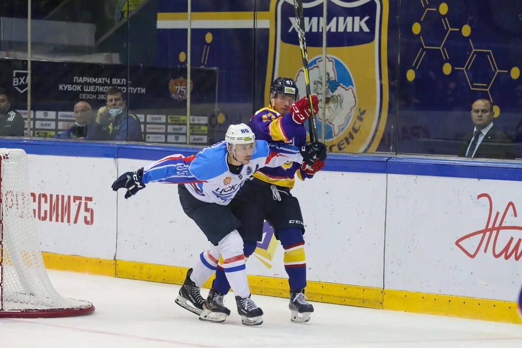 хк цск ввс самара. цск ввс самара хоккей. черезов евгений цск ввс. хк цск ввс 90е. самара хоккейный клуб.