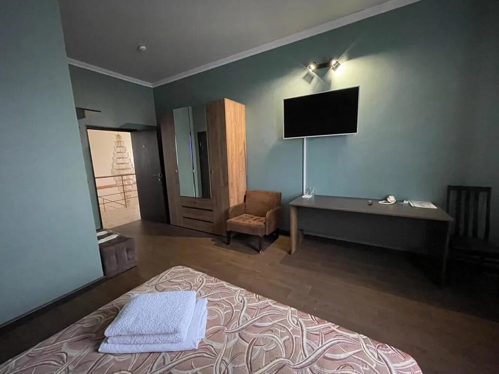 Гостиница дюма ростов. Дюма мадояна 110. Дюма гостиница ростов-на-дону. Гостиница дюма ростов-на-дону ул мадояна. Отель дюма ростов-на-дону.