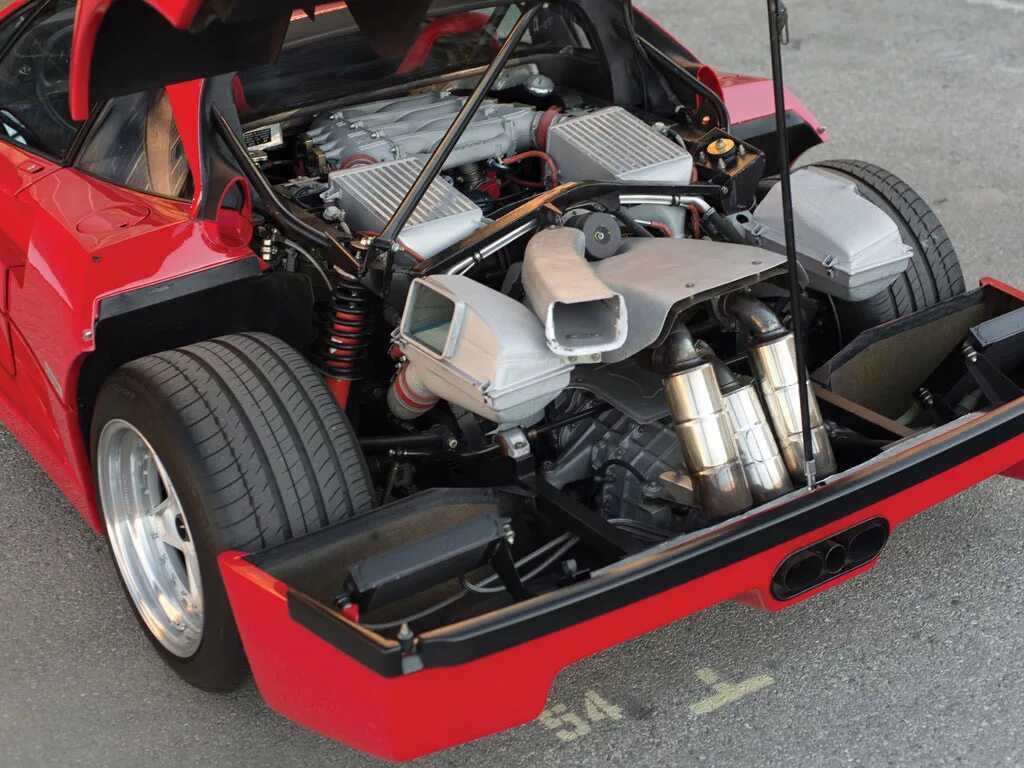 Феррари ф40 рама. Феррари ф40 двигатель. Феррари ф40 двигатель. Двигатель f40. Феррари ф40 мотор.