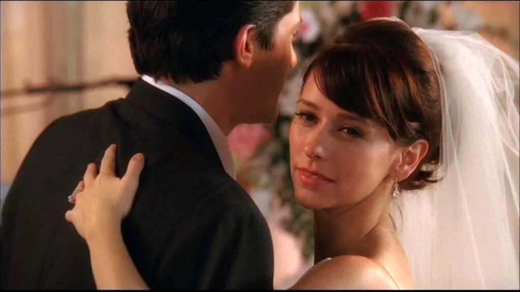 росс макколл говорящая с призраками. дженнифер лав хьюитт говорящая с призраками. дженнифер лав хьюитт говорящая с призраками фото. говорящая с пустотой. дженнифер лав хьюитт говорящая с призраками.