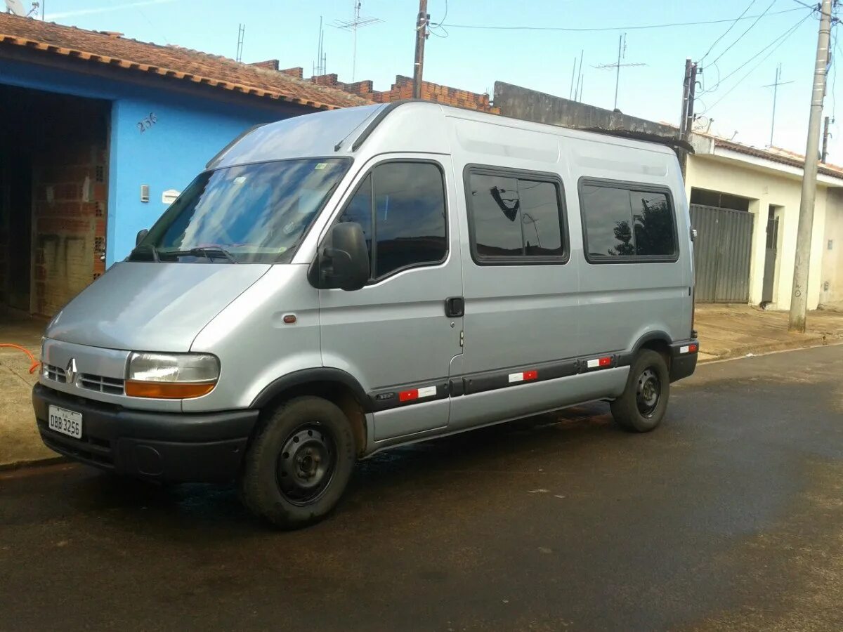 Микроавтобус рено мастер 2. Foton view cs2. 2 микроавтобус. Микроавтобус фольксваген т2. Renault master 3 пассажирский.