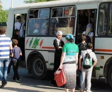 Автобус полный людей