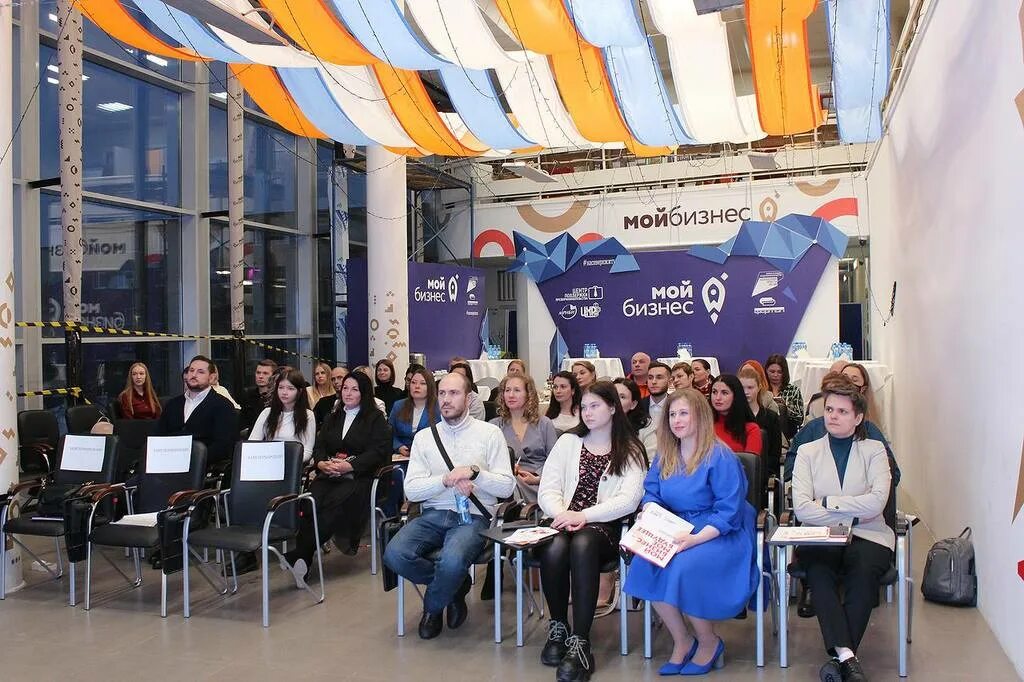 Губернаторский стартап 2022. Правительство ивановской области фото людей. Губернаторский стартап. Гранты стартапов. Губернаторский стартап 2022.