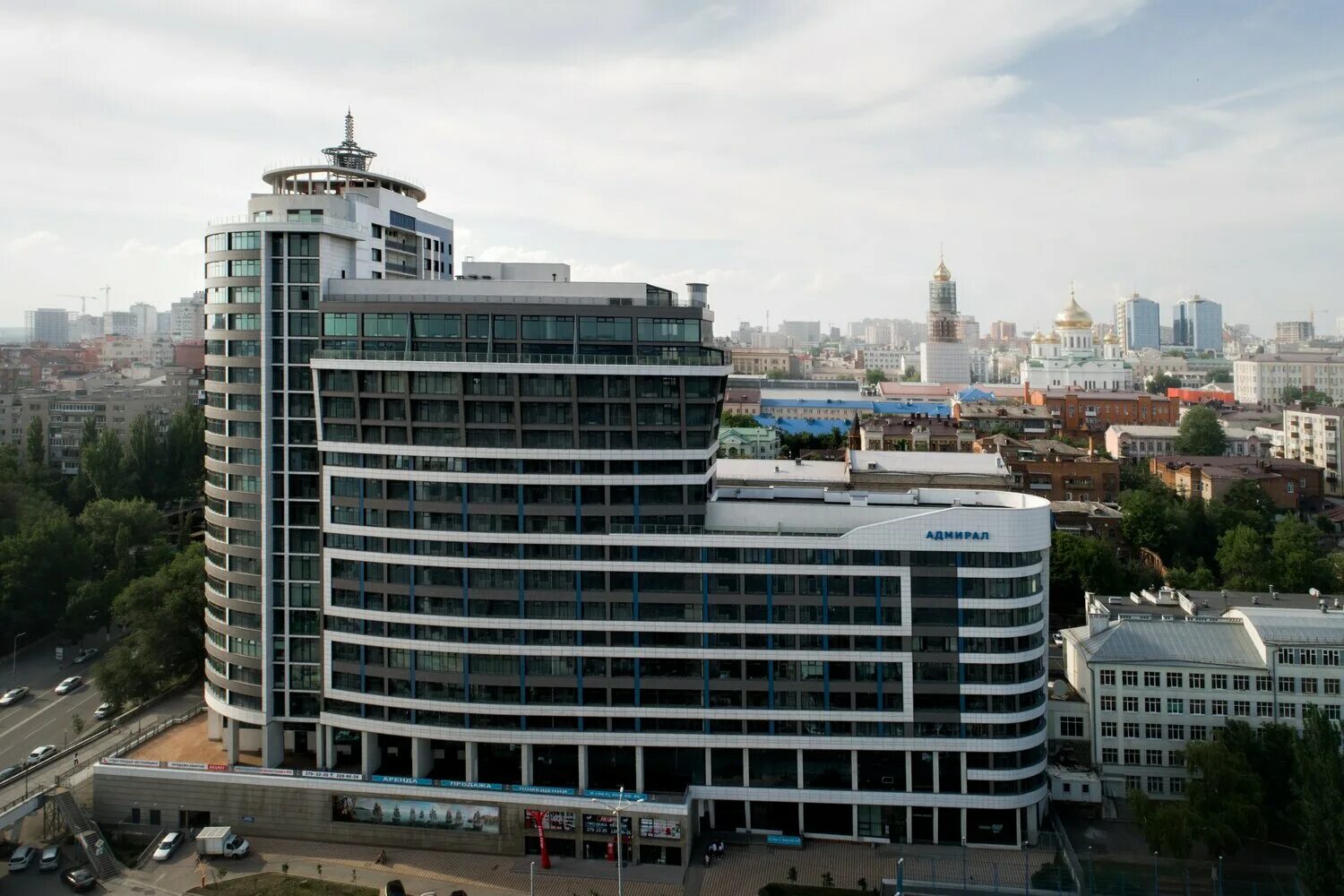 Адмирал жк ростов на набережной. Ростов-на-дону, будённовский проспект, 2. Жилой комплекс в ростове адмирал. Жк адмирал астрахань. Бизнес центр ростов буденновский.