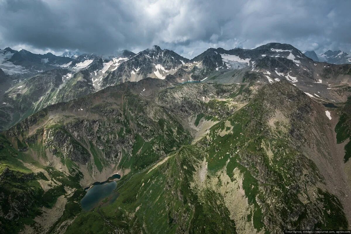 Ново черкесская республика. Горы КЧР. Горы Кавказа в Карачаево Черкесии. Черкесск горы. Карачаево-Черкесия предгорье.