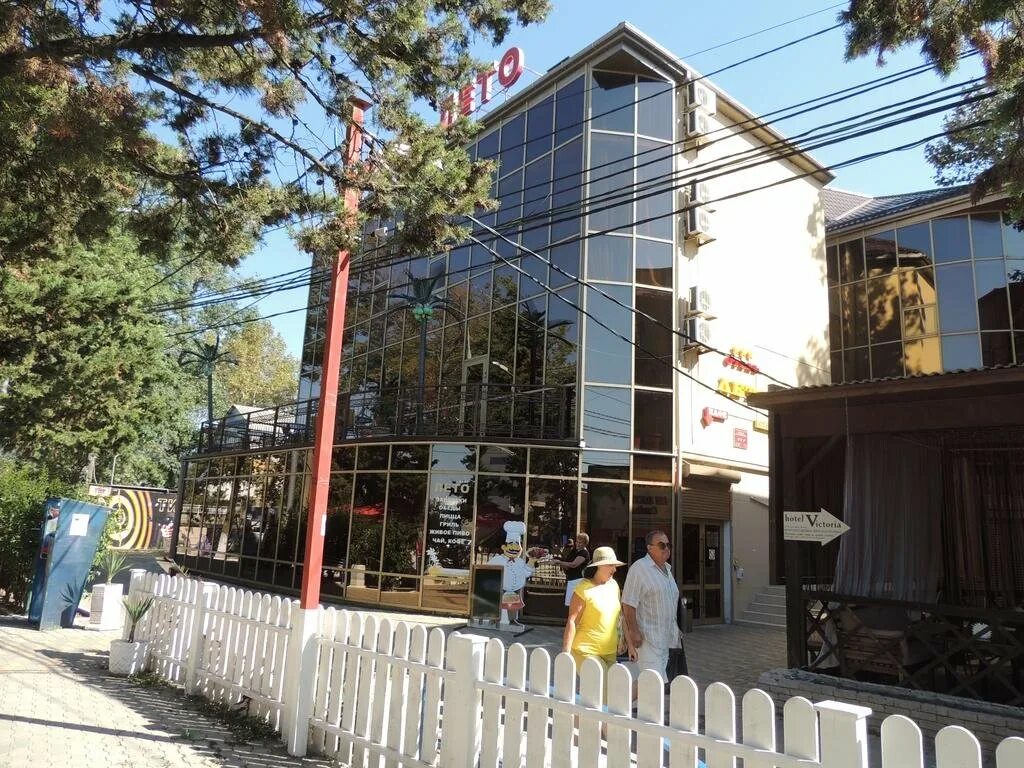 Отель solo 4* туапсе. Привокзальная 12 туапсе. Город туапсе море. Туапсе т. Туапсинский росп туапсе.