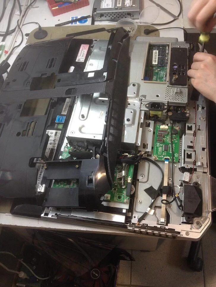 Материнская плата для моноблока. Моноблок леново thinkcentre m910z. Acer моноблоки разобрать. Внутренности моноблока. Моноблок из ноутбука.