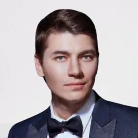 Лев левченко