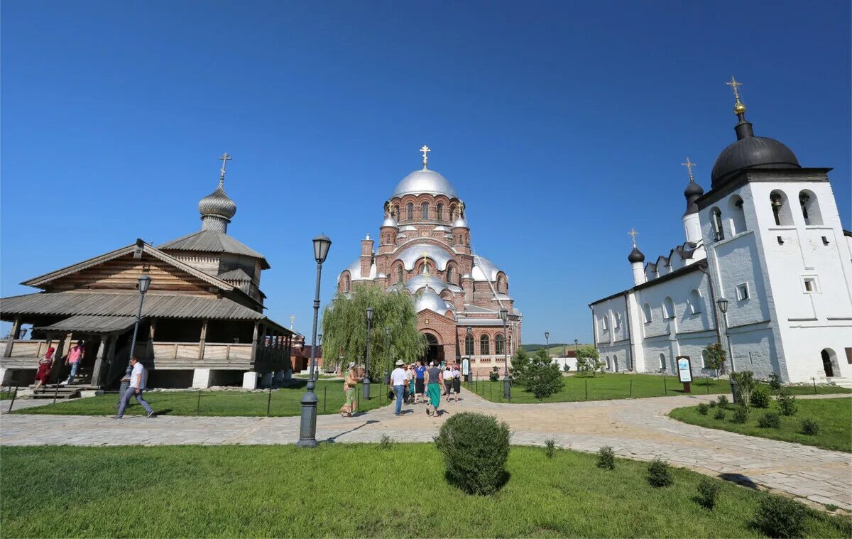 Свияжск храм. Свияжск Богородице-Успенский мужской монастырь. Монастырь в Казани на острове Свияжск.