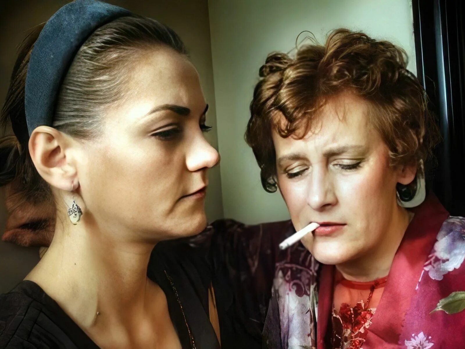 Лекарства для внутривенного введения. Внутривенное введение лекарственных средств. Подкожно внутрикожно внутримышечно. Внутримышечная инъекция места введения бедро. Укол внутривенно на дому.