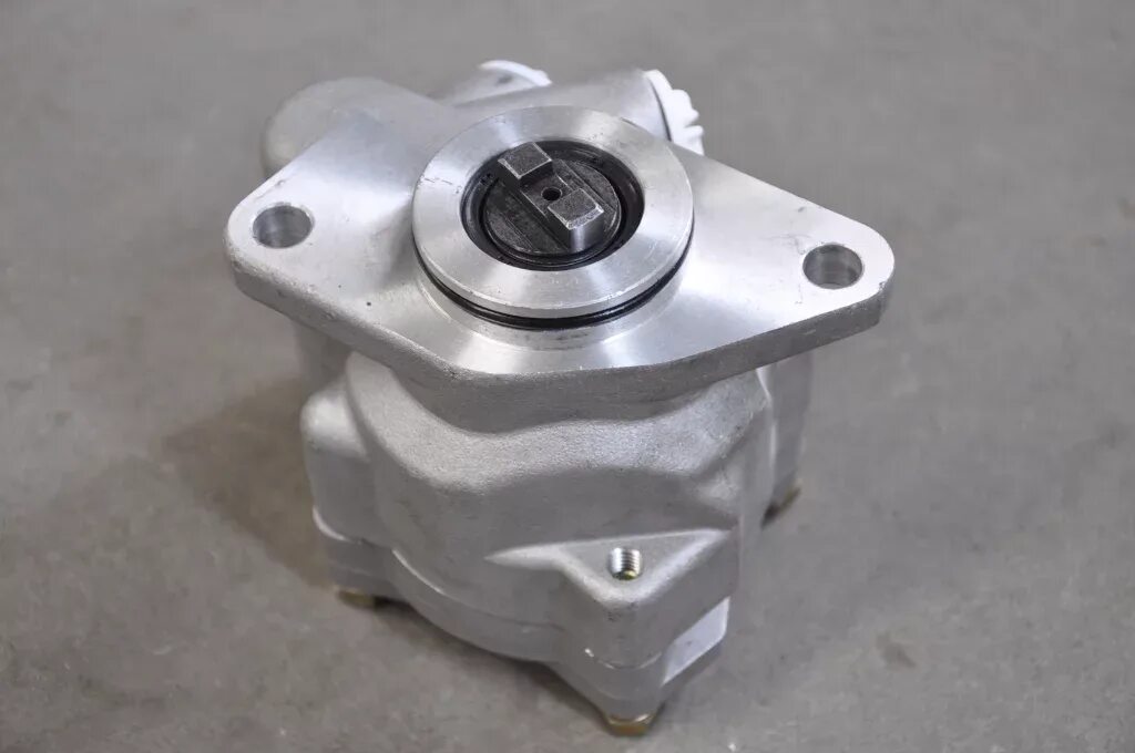 Насос гур камаз камминз. Насос гур камаз 4308 cummins. Насос гур камаз 65115 cummins 6isbe. Насос гур камаз камминз 6isbe. Насос гур камминз 3.