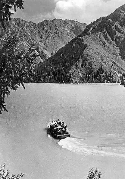 Озеро иссык 1963. Озеро иссык трагедия 1963. 7 июля 1963 года озеро иссык. Трагедия иссыка. Озеро иссык сель 1963.