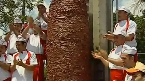 Где самая большая шаурма