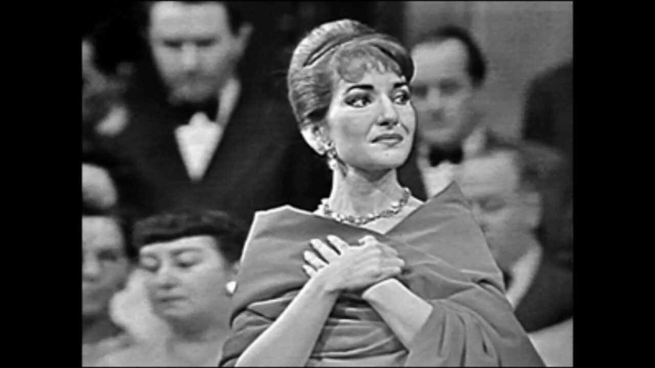 Casta diva винченцо беллини. Ария нормы каста дива. Casta diva каллас. Casta diva каллас. Casta diva перевод.