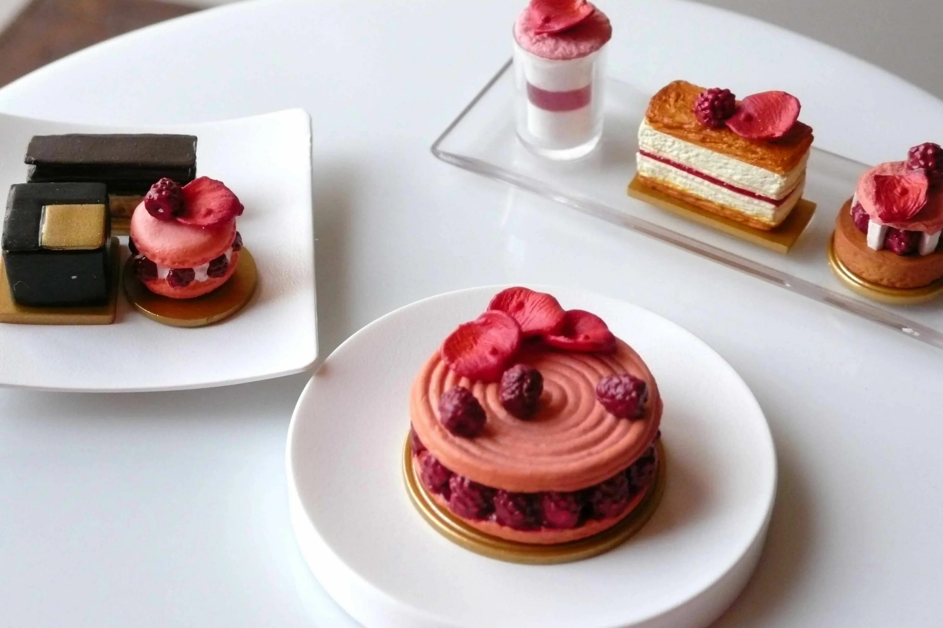 В Москве открылась французская кондитерская "French Kiss Patisserie"