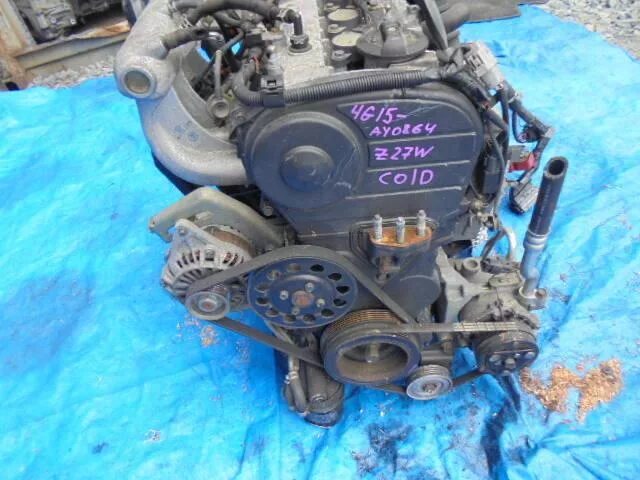 мицубиси кольт двигатели. моторный отсек сайбер. Mitsubishi colt 1. двигатель у кольта. митсубиси лансер 1.