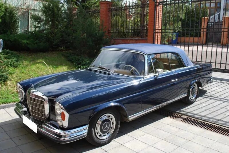 Мерседес 280 se. Мерседес 280se красный. W123 250. Легковой Мерседес 502.