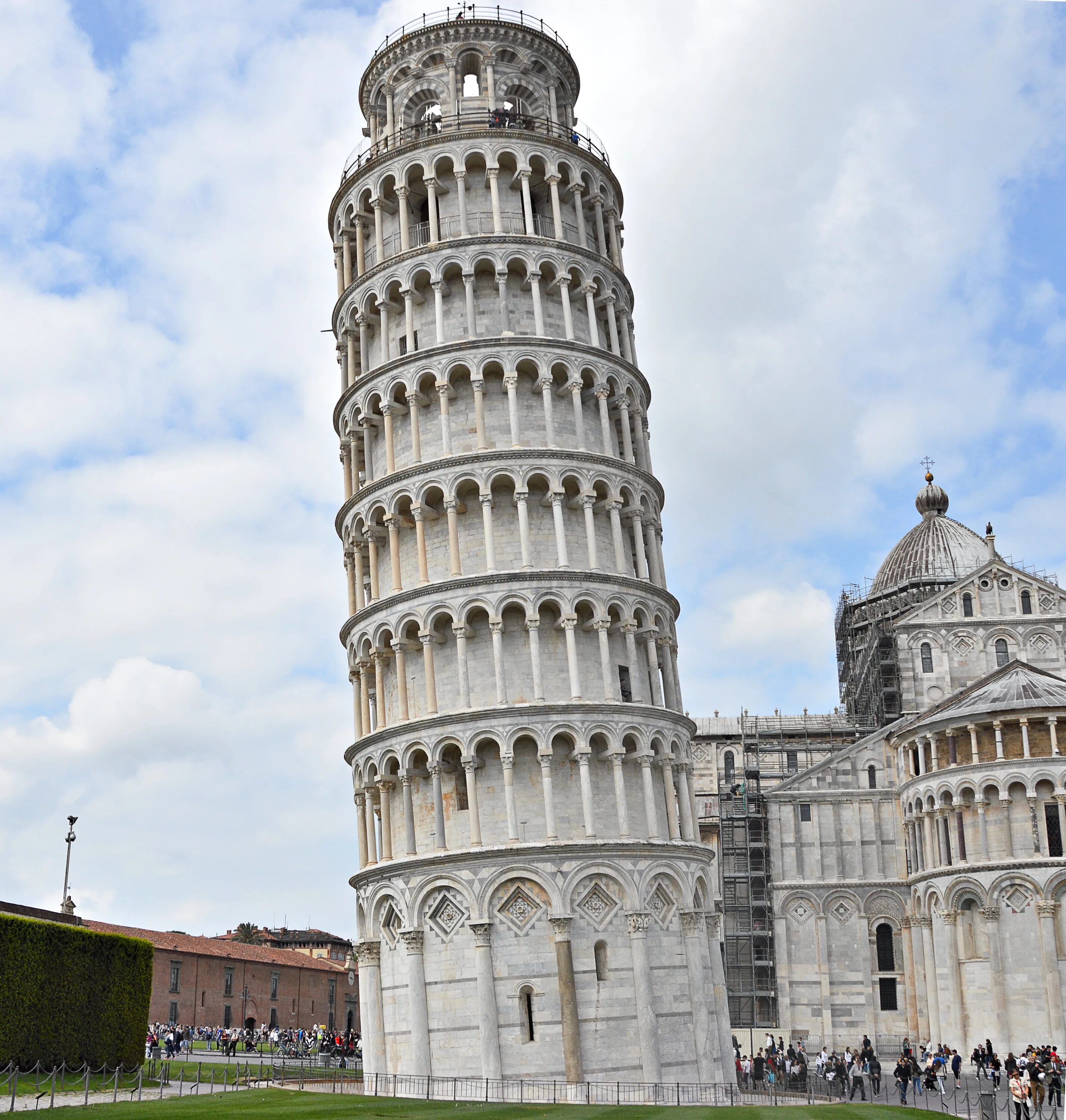 Какая башня изображена. Пизанская башня Италия. Достопримечательности Италии Пизанская башня. Пизанская (Падающая) башня (Пиза, Италия). Колизей и Пизанская башня.
