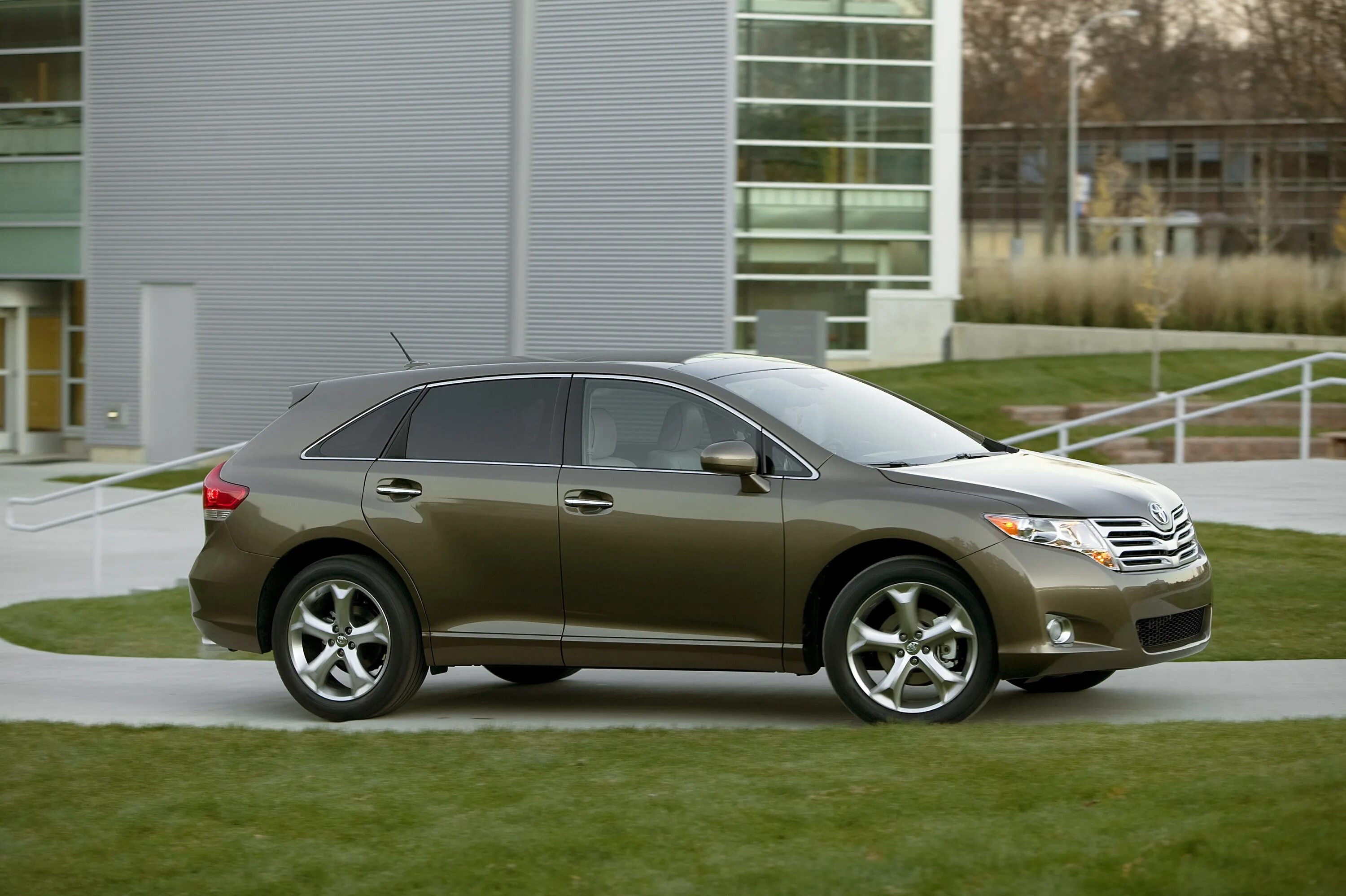 Toyota venza 2010. Toyota venza 2016. Toyota venza 2014. Тойота венза 2009 г. Выпуск тойота венза.