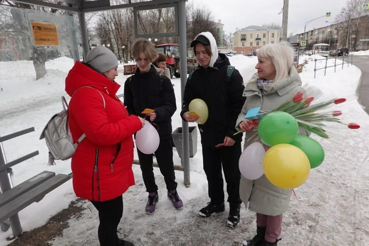 Заместитель ермакова серпухов. Администрация серпухов. Маргарита администрация серпухов. Ведущие серпуховского телевидения. Вести серпухов.