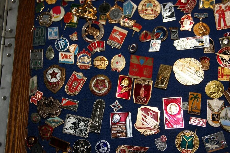 значки атрибутика. значки атрибутика. значки атрибутика. коллекционный значок икарус. значок зенит коллекционный.