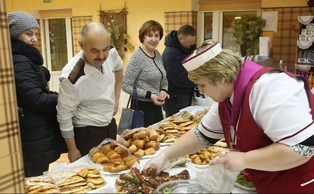 Торговля на избирательном участке. Буфет на выборы. Буфет на избирательных участках 2024. Буфет на избирательном участке