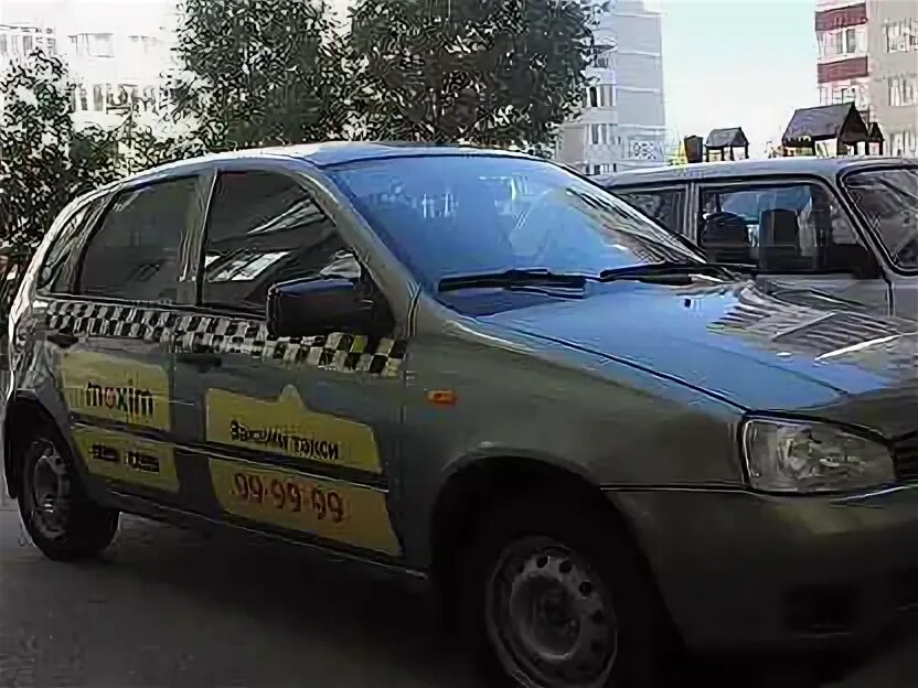 Заказ такси ставрополь номер телефона. Машина такси Ставрополе.