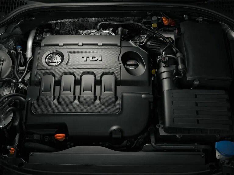 Skoda 1. 6 tdi. 2. 6 tdi. 8 tsi 4x4 mt elegance.