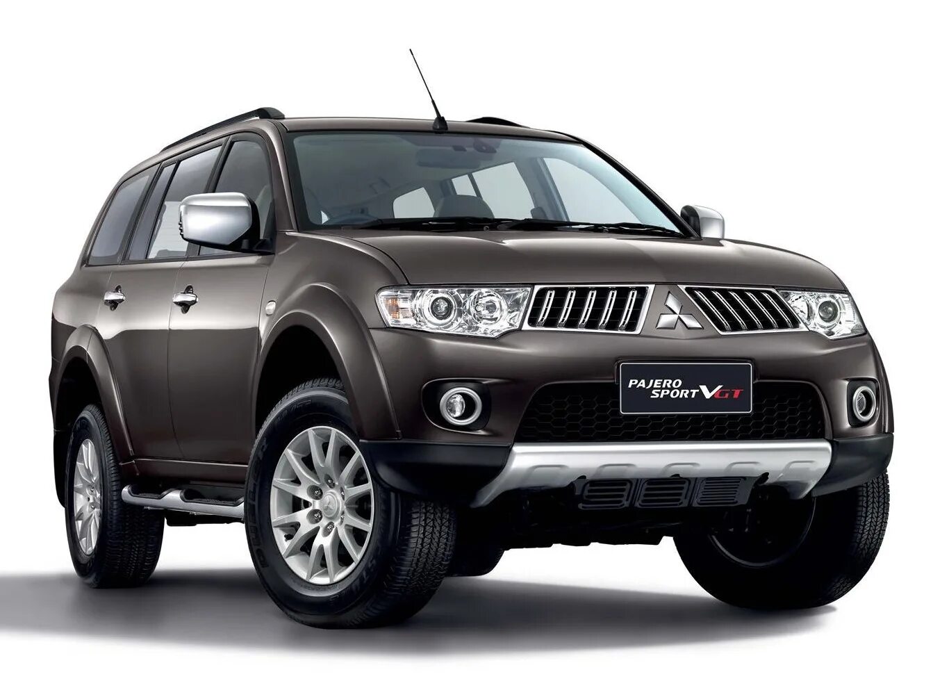 Mitsubishi pajero sport 2008-2015. Модель митсубиси паджеро спорт 2. Montero sport k96w. Митсубиси паджеро/монтеро спорт 2014. Mitsubishi pajero sport 2.