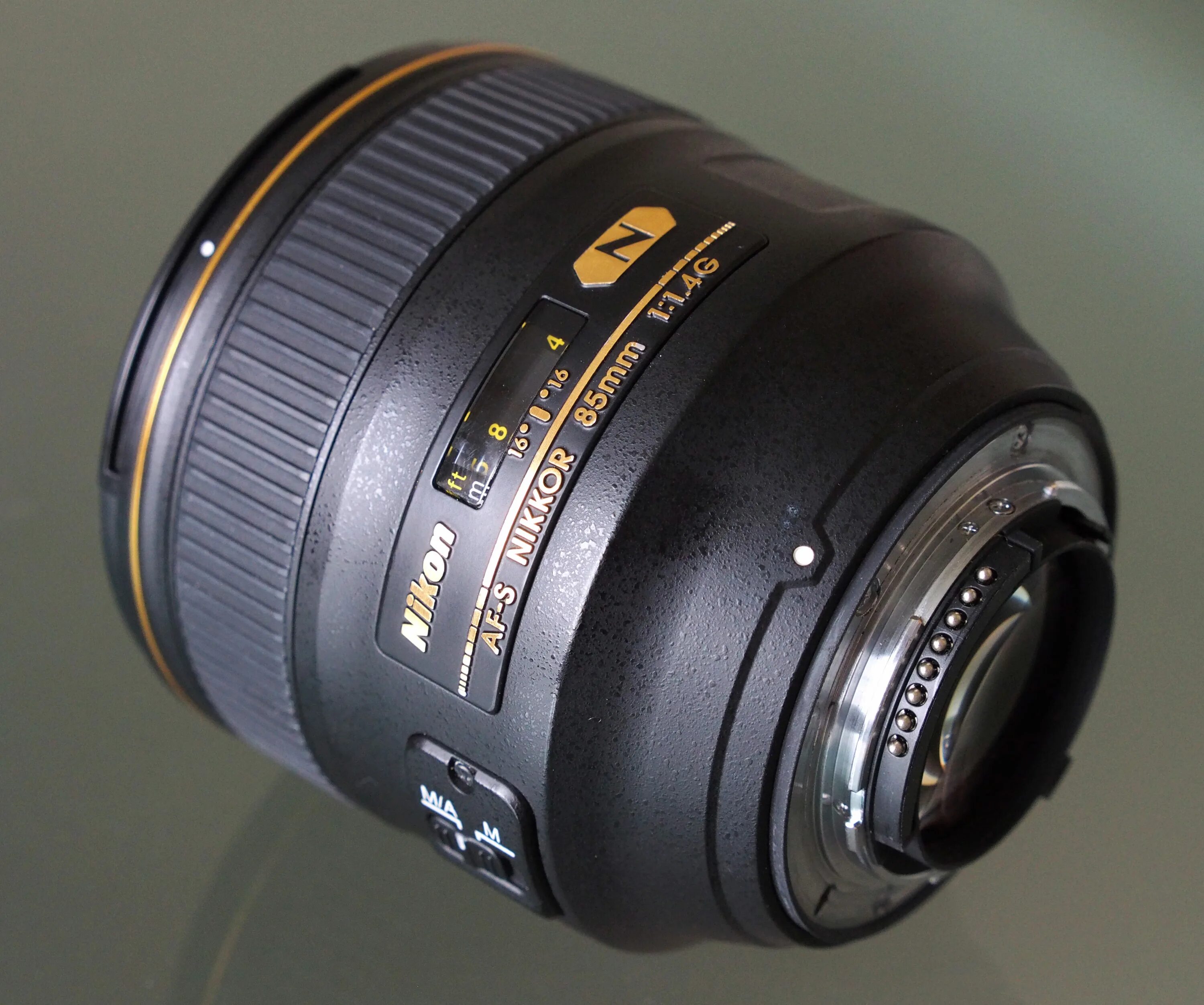 Nikon af-s Nikkor 85mm f/1.4g. Nikkor 35mm f/1.4g. Nikon 85 1.4g. Nikon 35mm f/1.4g. Af s nikon f 1.4