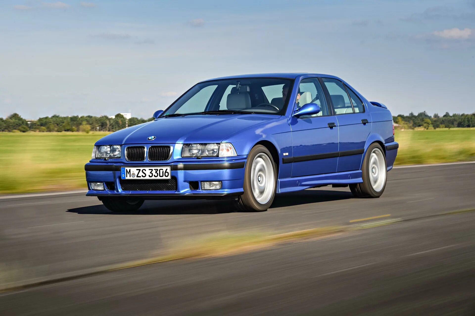 Bmw сток. BMW m3 e36. BMW 3 e36. BMW m3 e36 седан. BMW m3 e36 sedan.