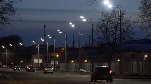 Освещается