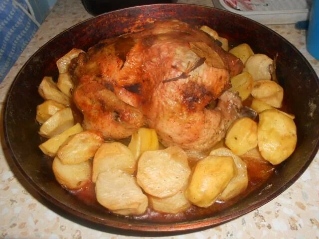 Как вкусно потушить курицу в кастрюле. Как вкусно потушить курицу в кастрюле