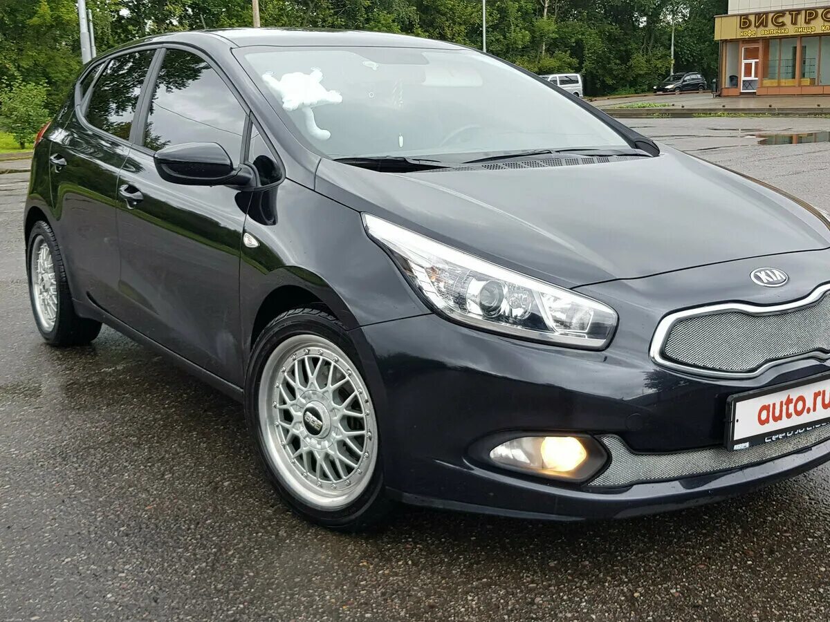 Сид отзывы владельцев. Kia Ceed Black Pearl. Black Pearl цвет Киа СИД. Kia Ceed чёрный цвет. Kia Pearl Black.