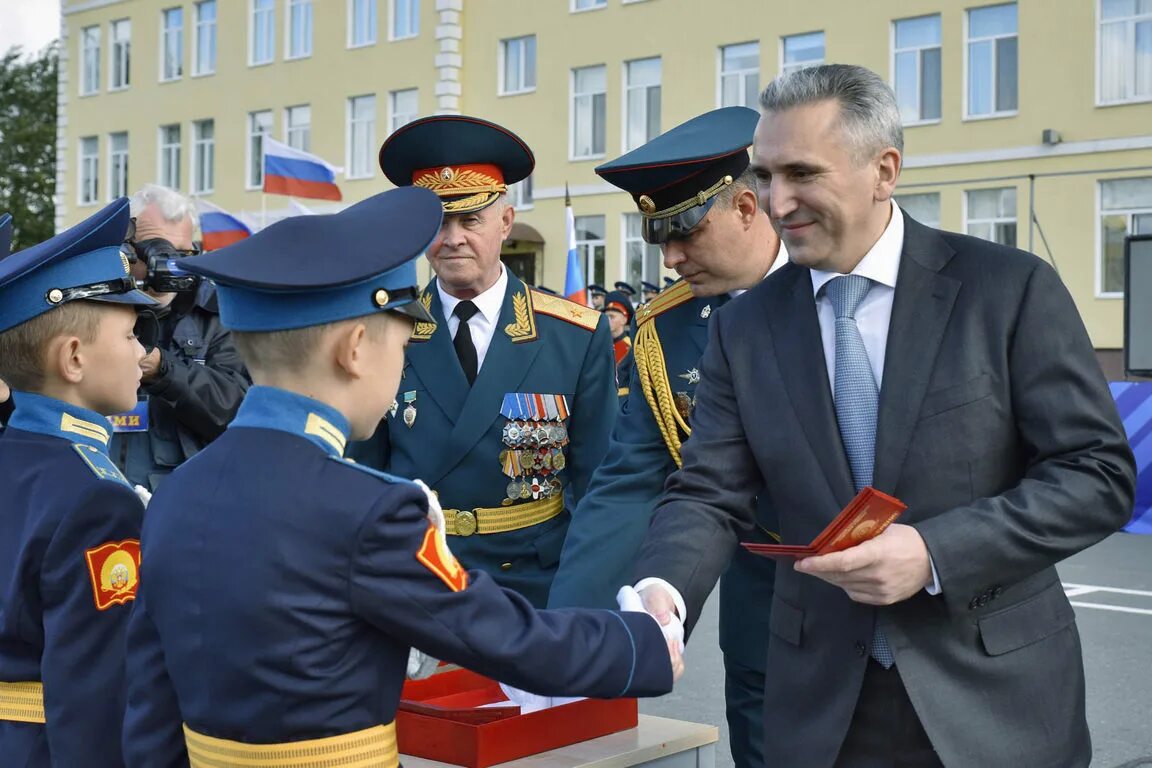 Кадетское училище Тюмень. Кадеты ТПКУ. Президентское кадетское училище Тюмень.