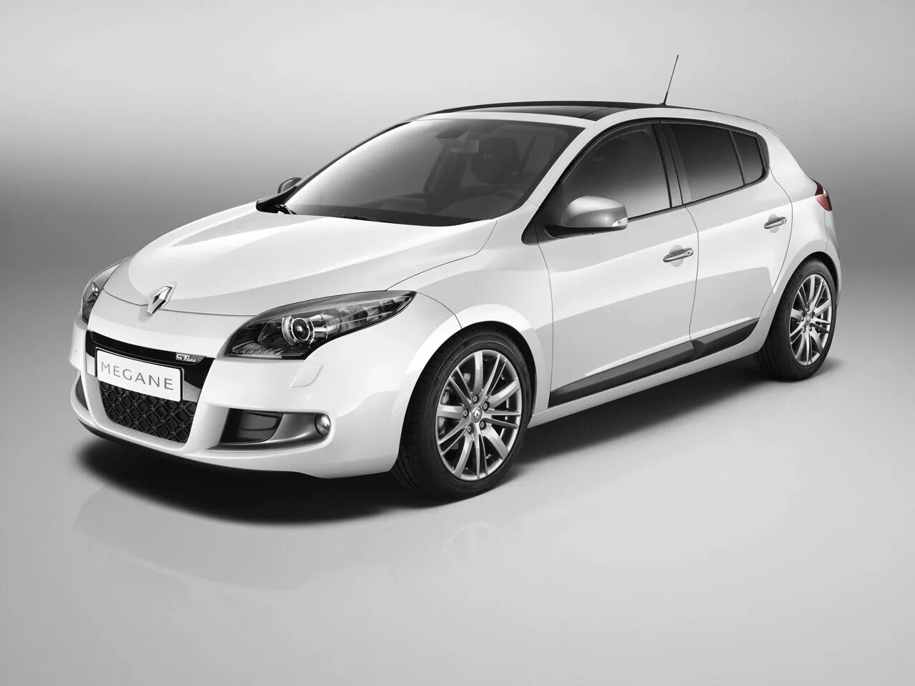 Рено меган 8. Renault Megane 3. Рено Меган 2010. Reno Megane 3. Рено Меган хэтчбек.