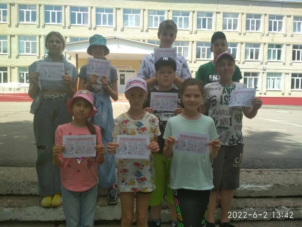 баракин максим николаевич шемышейка. сайт управления образования шемышейского. управление образования шемышейского района официальный сайт. олимпиада по истории. крымская весна урок в школе.