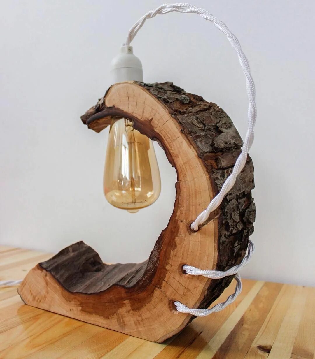 поделки из металла своими руками. креативные изделия из металла. поделки из картона. самодельные поделки. фигуры из шин для сада.